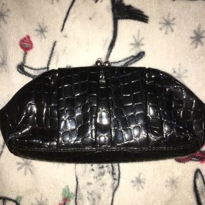 Black leather Nine West purse